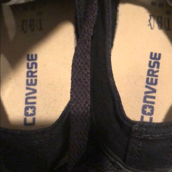 Converse - Picture 2 of 5